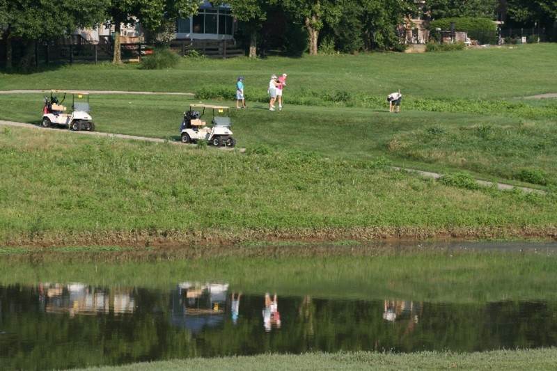 2046_lakeside_golf_course.jpg