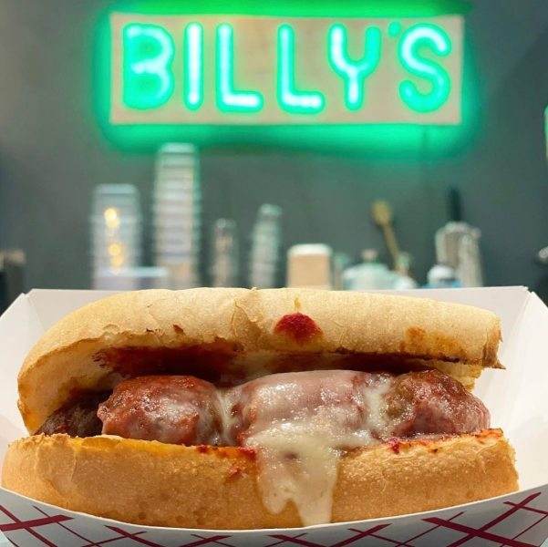 Billy's Chili Sandwiches