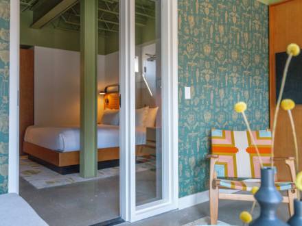 Urban Solarium Suite