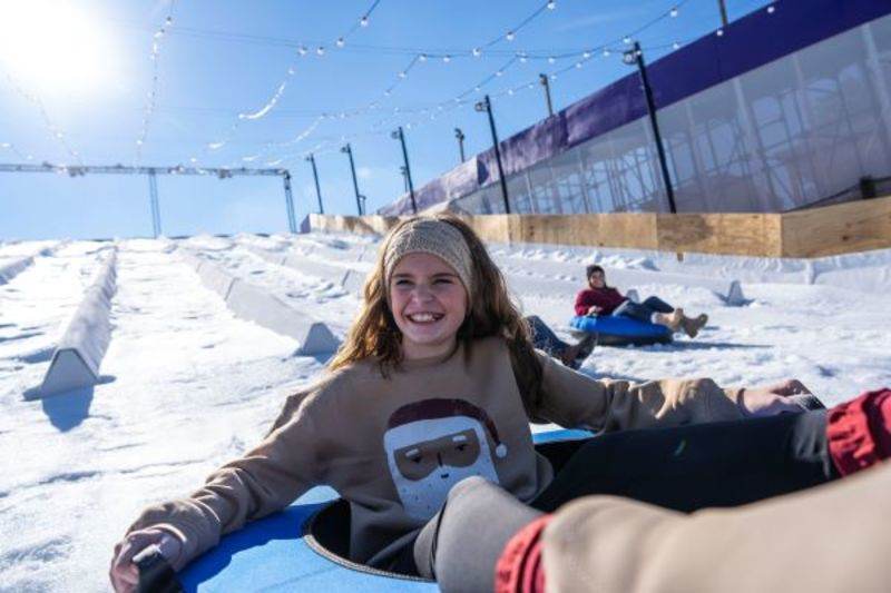 Snow tubing hill