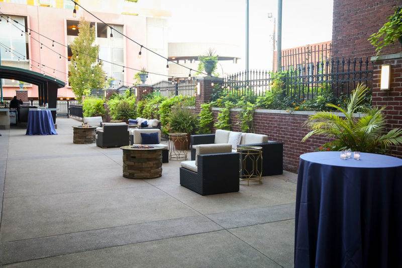 Ice House Official Travel Source