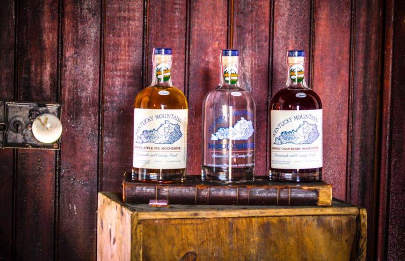 kentucky mountain moonshine