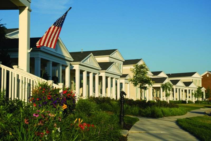 Norton Commons Official Travel Source