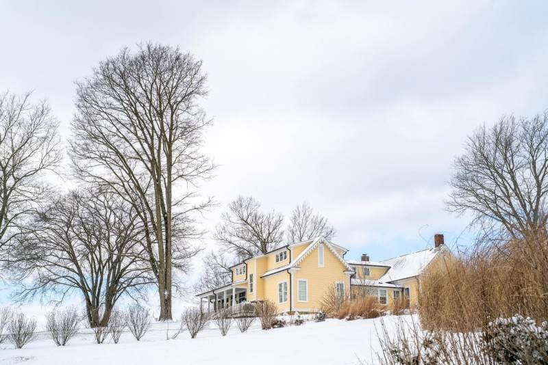 Ashbourne Farms Official Travel Source