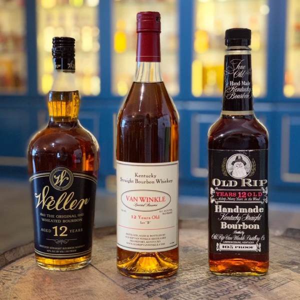 Justins' House of Bourbon Official Travel Source