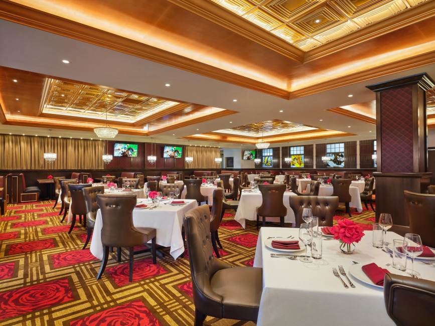 A Sure Bet: Fine Dining at the Track A Sure Bet: Fine Dining at the Track