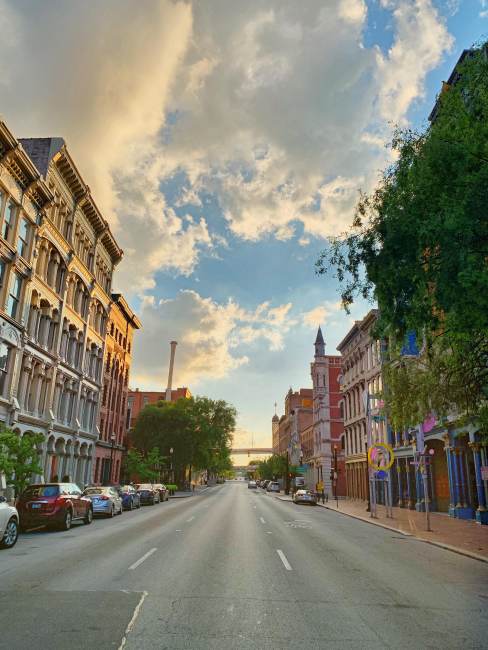 Louisville Attractions Barrel Ahead