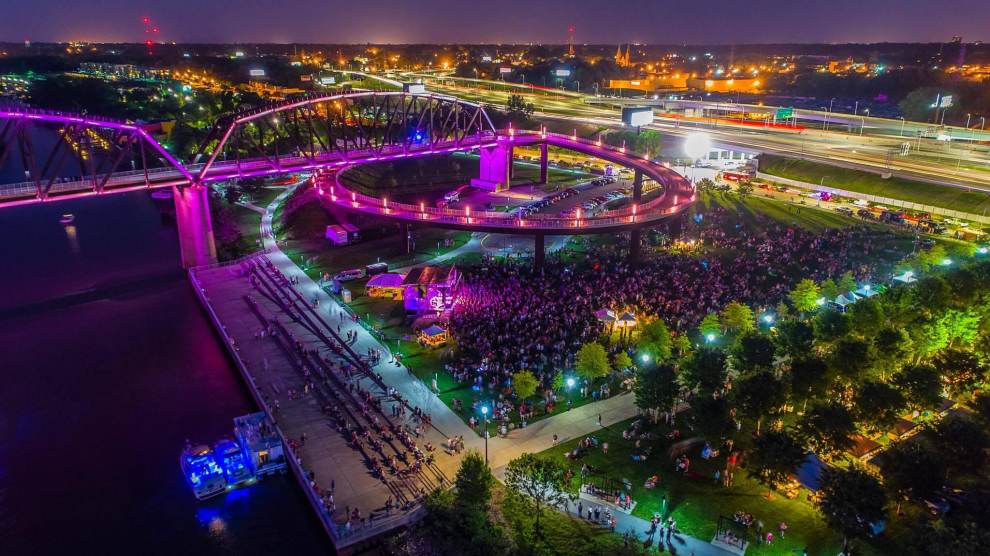 Louisville’s Waterfront Park Named One of the Top American Riverwalks Louisville’s Waterfront Park Named One of the Top American Riverwalks