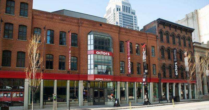 Louisville’s Actor’s Theatre Invites Visitors to Experience Opening Night Magic