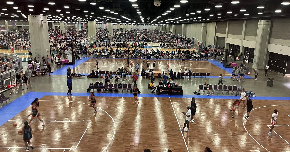 Louisville Celebrates Major Sports Industry Award Presented to Largest