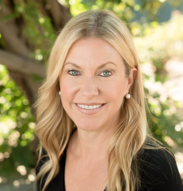 Louisville Tourism Expands C-Suite, Adds Chief Marketing Officer Louisville Tourism Expands C-Suite, Adds Chief Marketing Officer