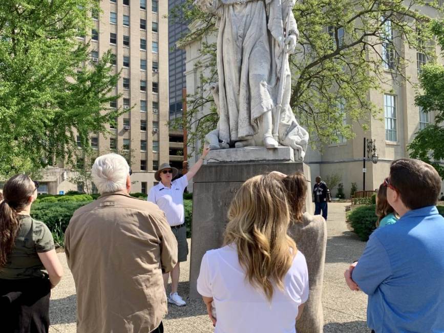 Free Summer Walking Tours of Downtown Louisville