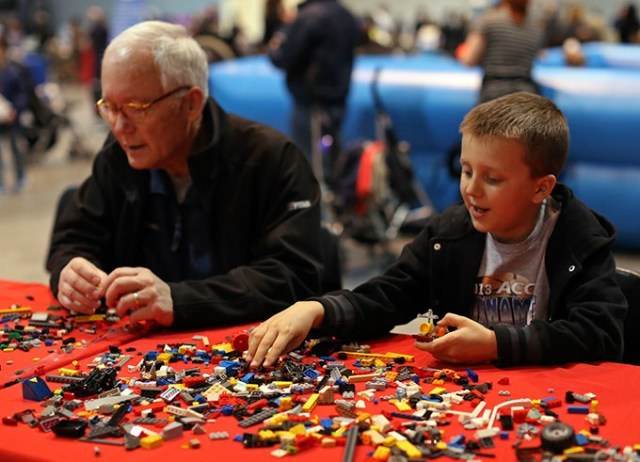 Building a Bigger LEGO Show Building a Bigger LEGO Show